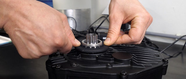 MAINTENANCE REPAIR OF BOSCH GEN2 MOTOR V loLab